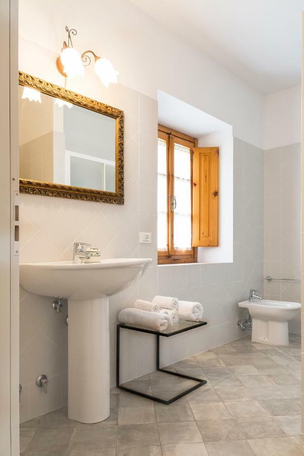 Agriturismo Podere Rondinaio 兰波雷基奥 外观 照片